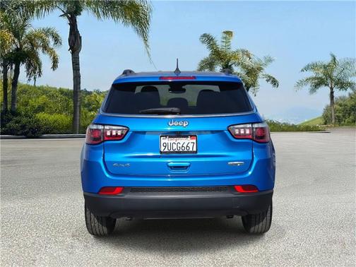 Hydro Blue Pearlcoat 2025 Jeep Compass Latitude