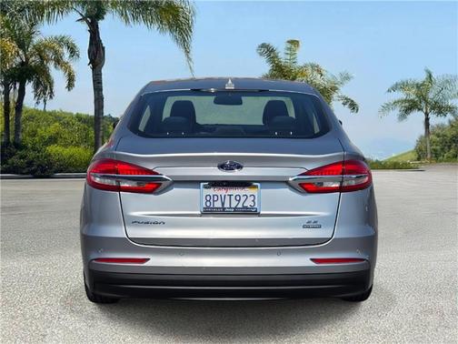 2020 Ford Fusion Hybrid SE
