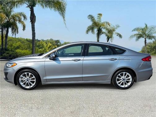 2020 Ford Fusion Hybrid SE