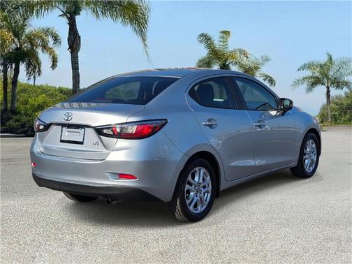 2017 Toyota Yaris iA Base