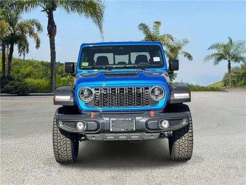 Hydro Blue Pearlcoat 2026 Jeep Gladiator Mojave 4x4