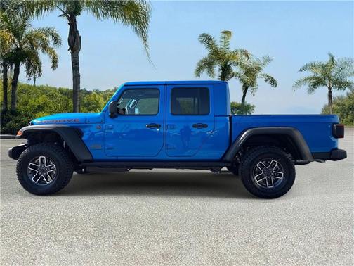 Hydro Blue Pearlcoat 2026 Jeep Gladiator Mojave 4x4