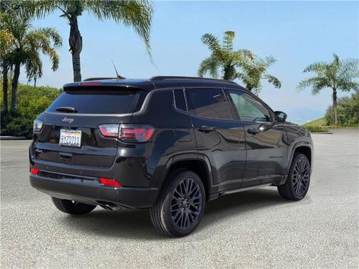 2022 Jeep Compass Altitude