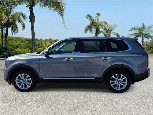 2022 Kia Telluride LX