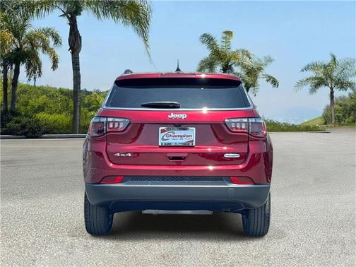 Velvet Red Pearlcoat 2022 Jeep Compass Latitude Lux