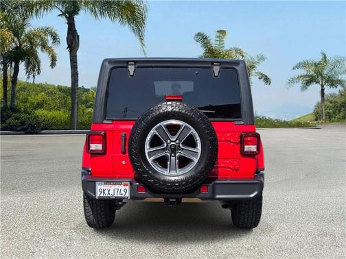 2020 Jeep Wrangler Unlimited Sahara