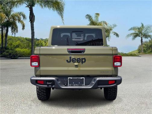2025 Jeep Gladiator Sport