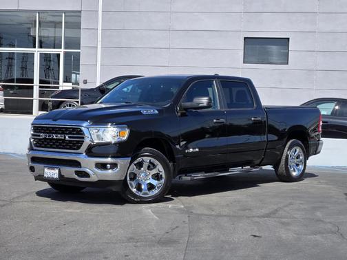 Diamond Black 2024 RAM 1500 Big Horn/Lone Star