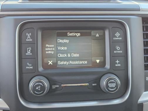 2017 RAM 1500 SLT