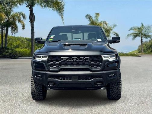 Diamond Black Crystal Pearlcoat 2026 RAM 1500 RHO Crew Cab 4x4 5'7' Box