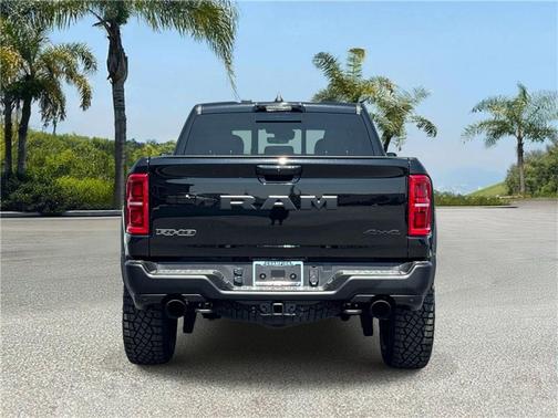 Diamond Black Crystal Pearlcoat 2026 RAM 1500 RHO Crew Cab 4x4 5'7' Box