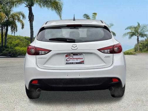 2016 Mazda Mazda3 i Sport