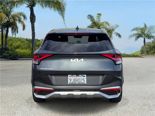 Gravity Gray 2023 Kia Sportage LX