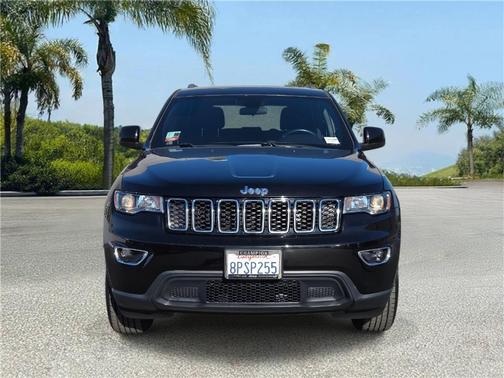 2020 Jeep Grand Cherokee Laredo