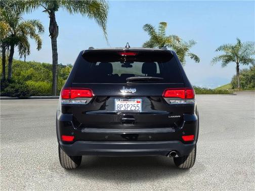 2020 Jeep Grand Cherokee Laredo
