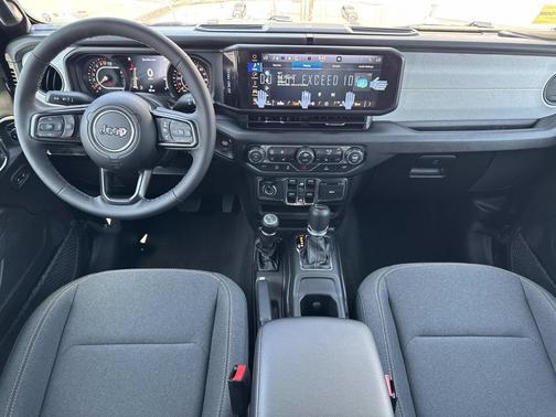 Black Clearcoat 2026 Jeep Gladiator Sport S
