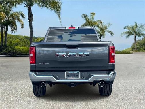 Granite Crystal Metallic Clearcoat 2026 RAM 1500 Big Horn/Lone Star