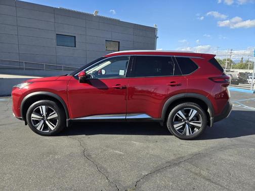 2022 Nissan Rogue Platinum