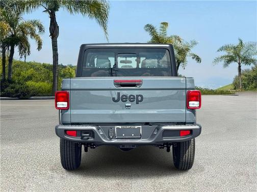 Anvil Clearcoat 2026 Jeep Gladiator Sport