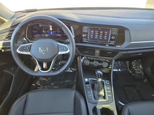 2023 Volkswagen Jetta 1.5T SE