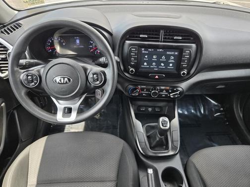Sparkling Silver 2020 Kia Soul LX