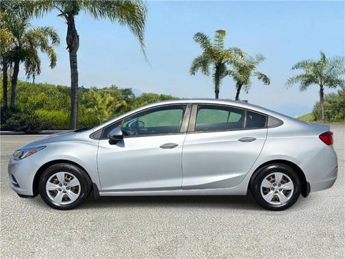 2018 Chevrolet Cruze LS