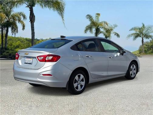 2018 Chevrolet Cruze LS