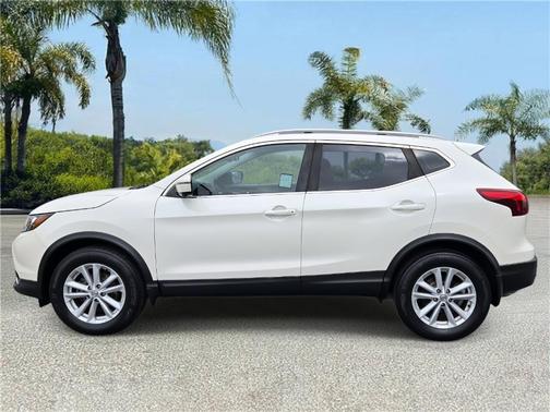 2018 Nissan Rogue Sport SV