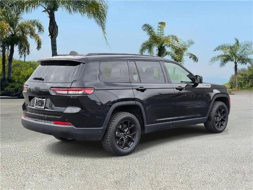 2024 Jeep Grand Cherokee L Laredo