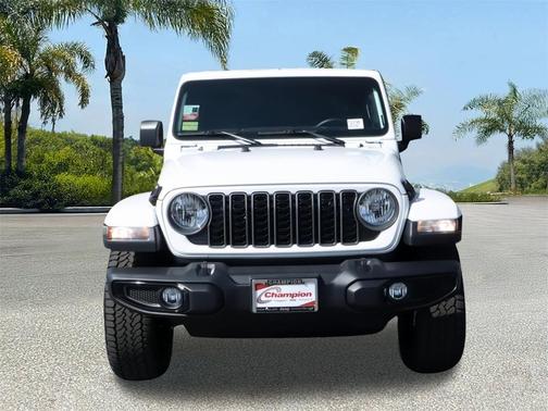 2025 Jeep Gladiator Sport