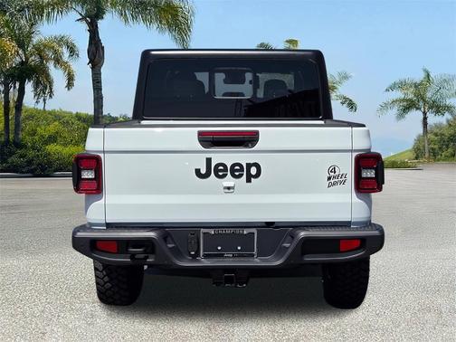 2025 Jeep Gladiator Sport