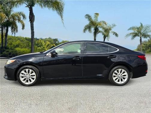 2013 Lexus ES 300h Base