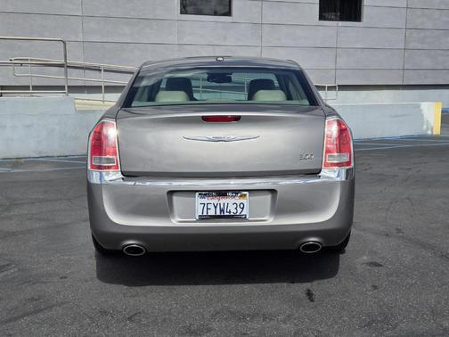 2014 Chrysler 300 Base
