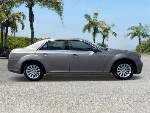 2014 Chrysler 300 Base