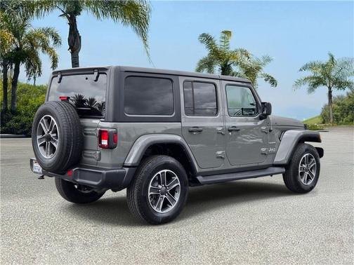 Sting-Gray Clearcoat 2023 Jeep Wrangler 4-Door Sahara 4x4