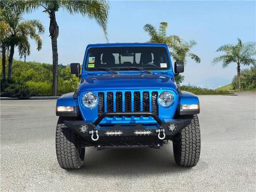 2022 Jeep Gladiator Sport
