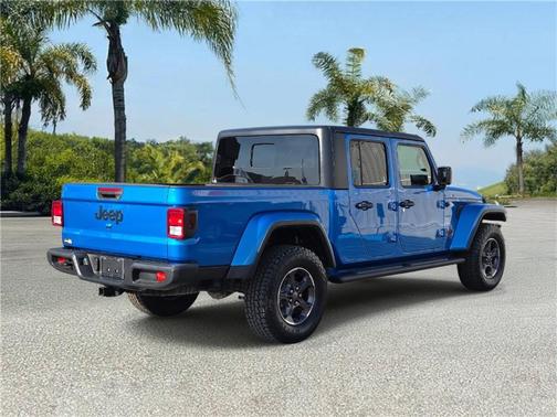 2022 Jeep Gladiator Sport