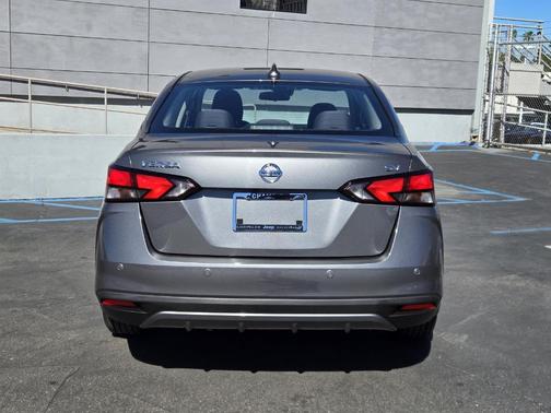 2022 Nissan Versa 1.6 SV