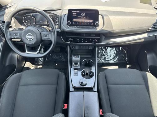 Gun Metallic 2024 Nissan Rogue S