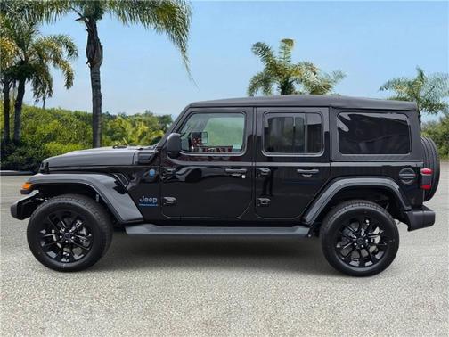 2025 Jeep Wrangler 4xe Sahara