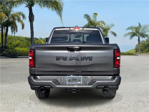 Granite Crystal Metallic Clearcoat 2026 RAM 1500 Big Horn/Lone Star