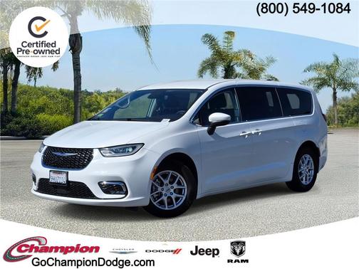 Bright White Clearcoat 2023 Chrysler Pacifica Touring L