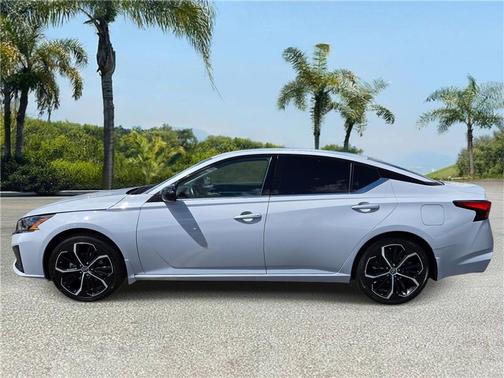 Gray Sky Pearl 2025 Nissan Altima SR FWD