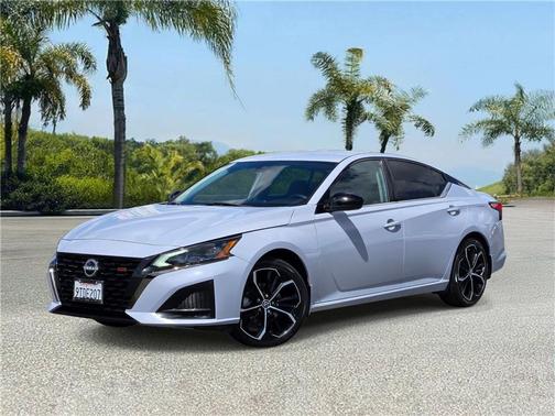 Gray Sky Pearl 2025 Nissan Altima SR FWD