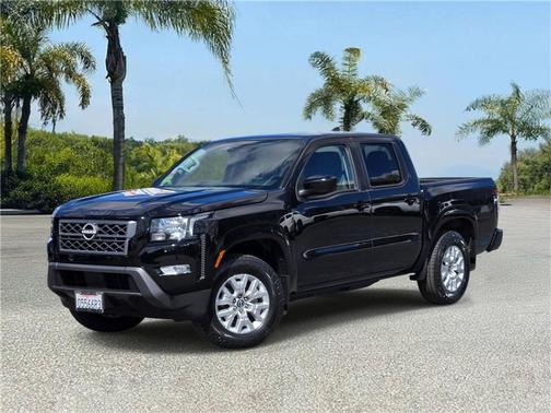 Super Black 2023 Nissan Frontier SV