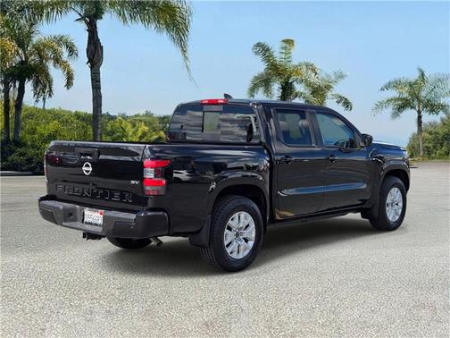Super Black 2023 Nissan Frontier SV