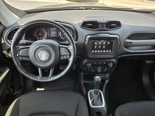 Sting-Gray Clearcoat 2019 Jeep Renegade Altitude