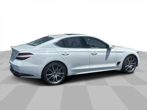 2026 Genesis G70 2.5T RWD Prestige