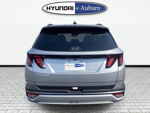 Shimmering Silver 2026 Hyundai TUCSON SEL