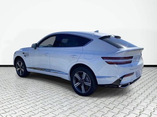 Uyuni White 2026 Genesis GV80 Coupe 3.5T